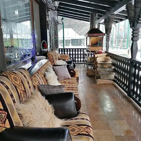 Chez Marie Guest house Brates